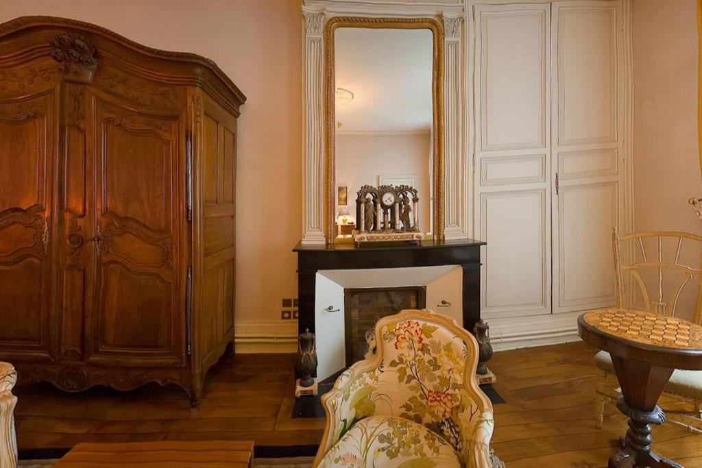 Amphore Du Berry Saint-Amand-Mont-Rond 객실 사진